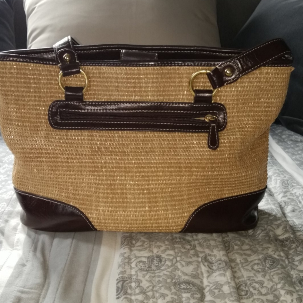 Woven wicker straw purse shoulder tote